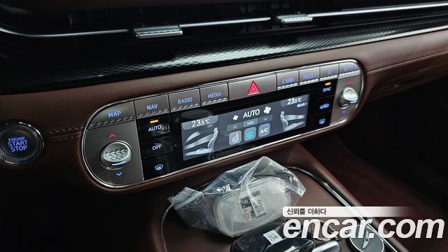 Genesis G90 2022 — photo 23