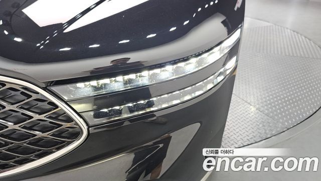 Genesis G90 2022 — photo 8