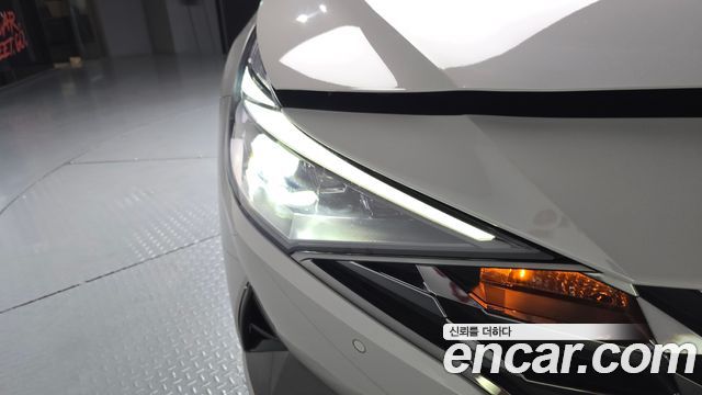 Hyundai AVANTE 2023 — photo 8