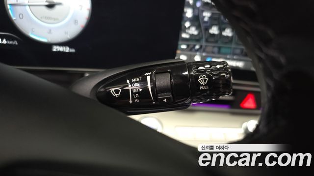 Hyundai AVANTE 2023 — photo 31