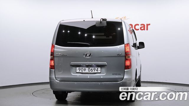 Hyundai Starex 2017 — photo 4