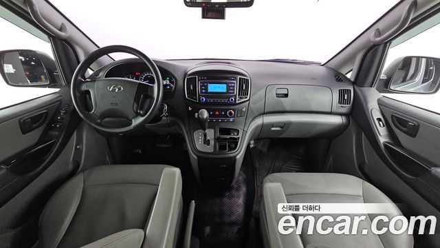 Hyundai Starex 2017 — photo 7