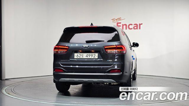 Kia Sorento 2015 — photo 4