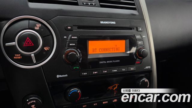 KG Mobility KORANDO 2014 — photo 23