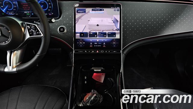 Mercedes-Benz EQE 2024 — photo 20