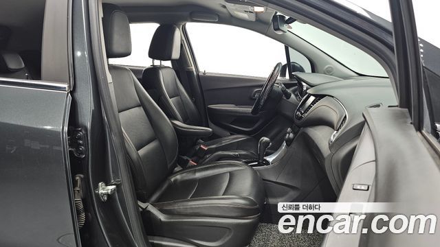 Chevrolet Korea Trax 2018 — photo 13