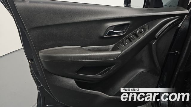Chevrolet Korea Trax 2018 — photo 14