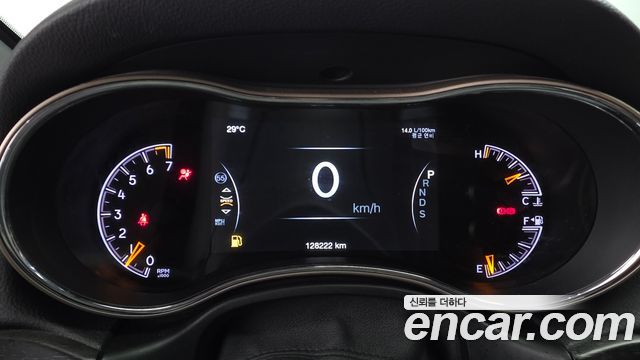 Jeep Cherokee 2015 — photo 8