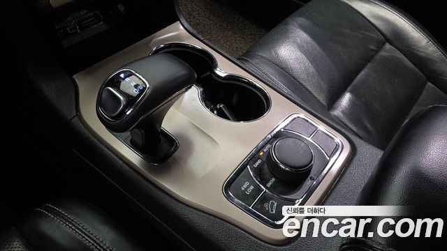Jeep Cherokee 2015 — photo 9