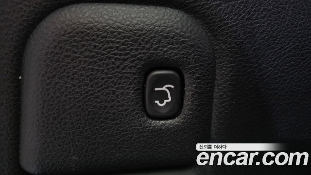 Jeep Cherokee 2015 — photo 19