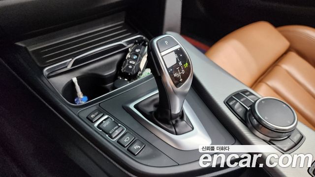 BMW 4-Series 2018 — photo 12