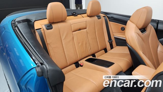 BMW 4-Series 2018 — photo 17