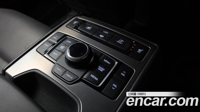 Hyundai Genesis 2014 — photo 25