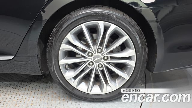 Hyundai Genesis 2014 — photo 7
