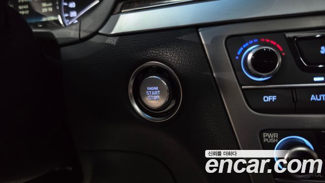 Hyundai Genesis 2014 — photo 27