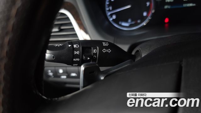 Hyundai Genesis 2014 — photo 28