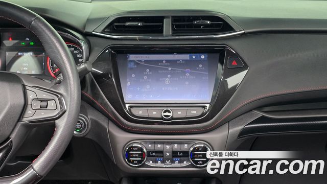Chevrolet Korea Trailblazer 2021 — photo 17
