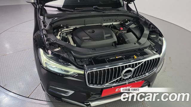 Volvo XC60 2018 — photo 6