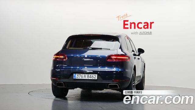 Porsche Macan 2015 — photo 4