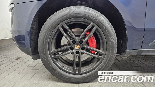 Porsche Macan 2015 — photo 5