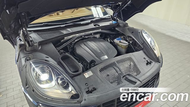 Porsche Macan 2015 — photo 6