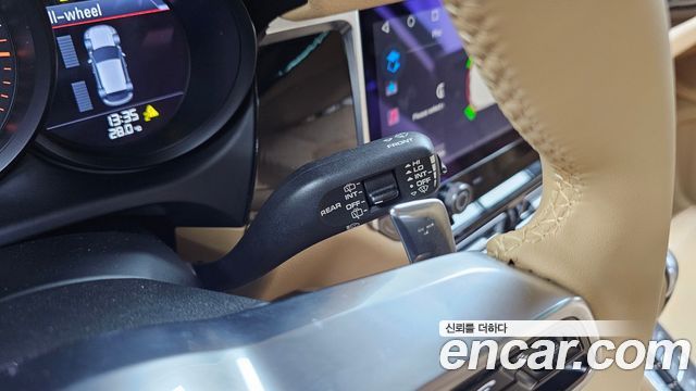 Porsche Macan 2015 — photo 25