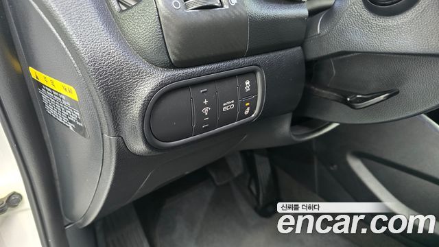 Kia K3 2015 — photo 25