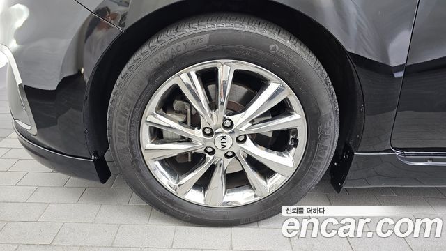Kia Canival 2019 — photo 5