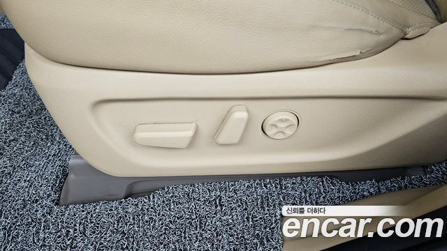 Kia Canival 2019 — photo 32