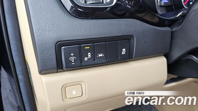 Kia Canival 2019 — photo 37