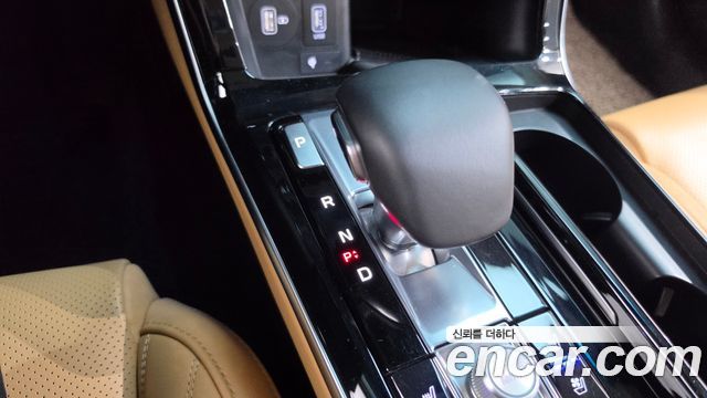 Kia K7 2020 — photo 12