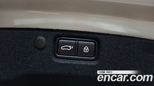 Kia K7 2020 — photo 23
