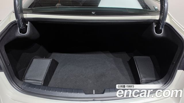 Kia K7 2020 — photo 24