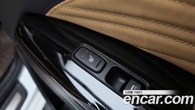 Kia K7 2020 — photo 30