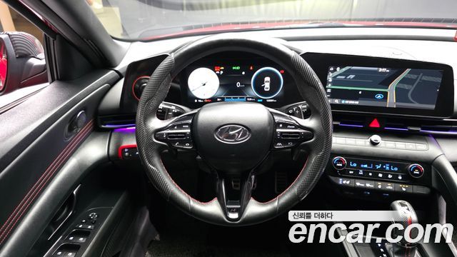 Hyundai AVANTE 2021 — photo 13