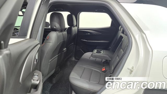 Chevrolet Korea Trailblazer 2023 — photo 12