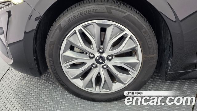 Kia K5 2023 — photo 5