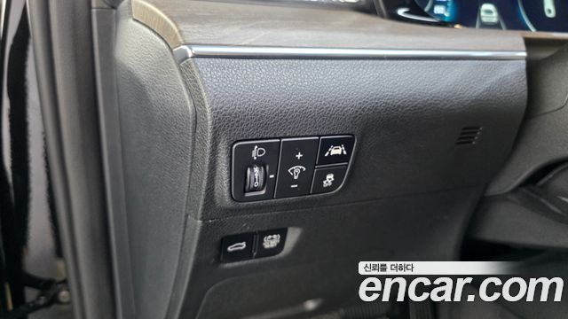 Kia K5 2023 — photo 23