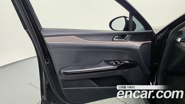 Kia K5 2023 — photo 14