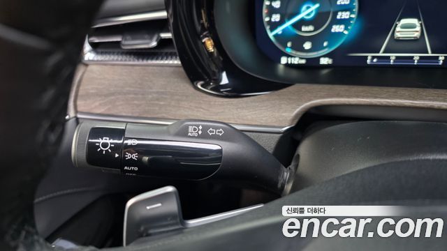 Kia K5 2023 — photo 36