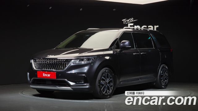 Kia Canival 2021 — photo 1