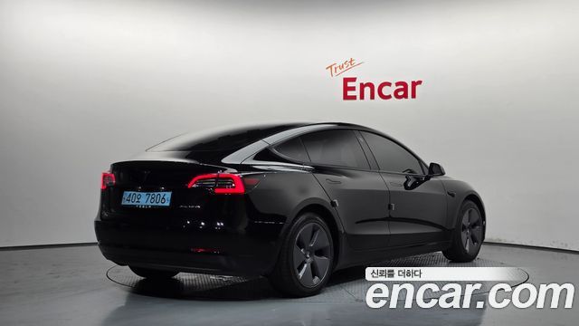 Tesla Model 3 2022 — photo 2