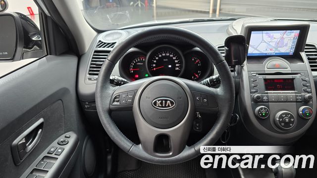 Kia Soul 2010 — photo 13
