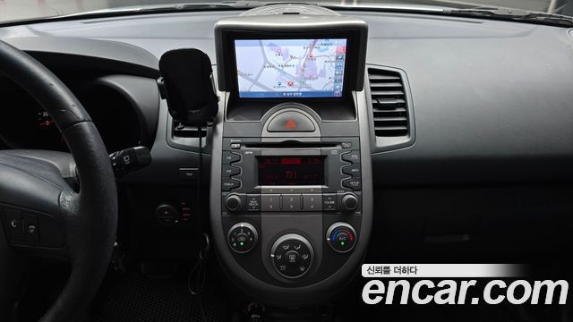 Kia Soul 2010 — photo 14