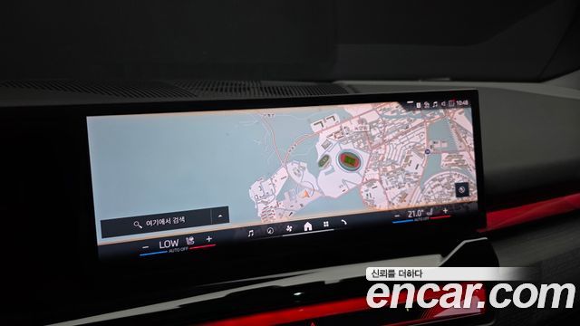BMW 5-Series 2025 — photo 21