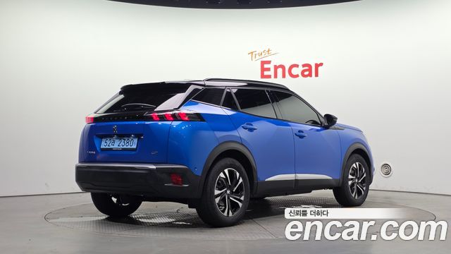 Peugeot 2008 2023 — photo 2