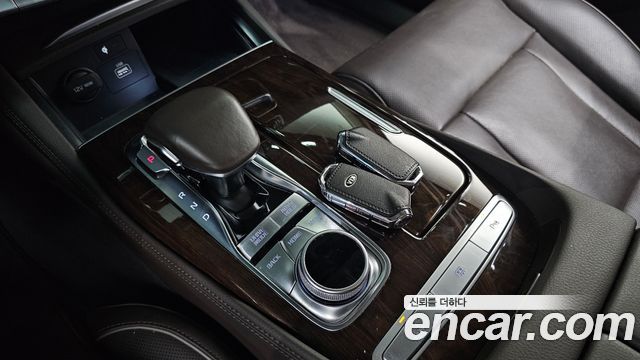 Kia K9 2020 — photo 12