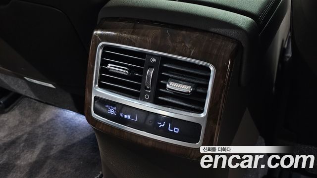 Kia K9 2020 — photo 28