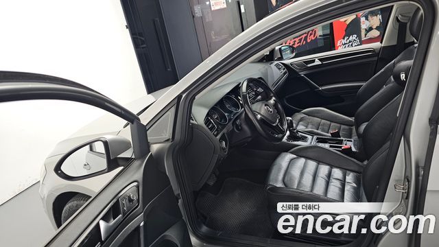 Volkswagen Golf 2015 — photo 10
