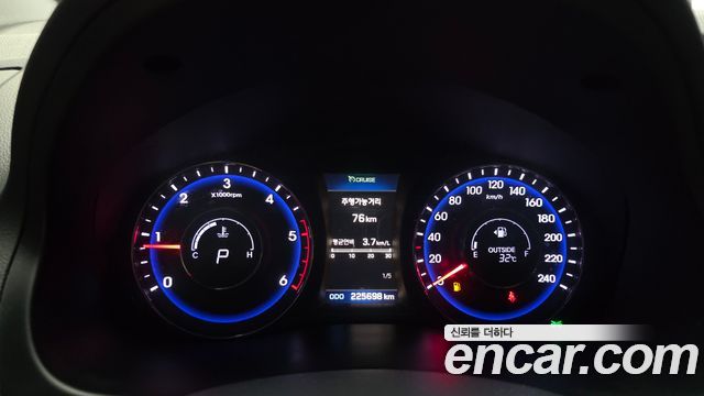 Hyundai i40 2016 — photo 8